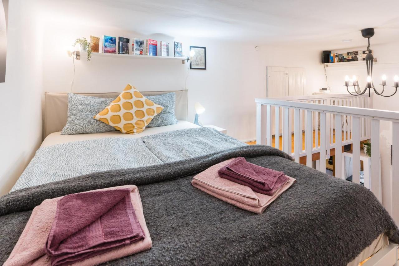 Lovely Little Loft Studio In The Heart Of Budapest Bagian luar foto